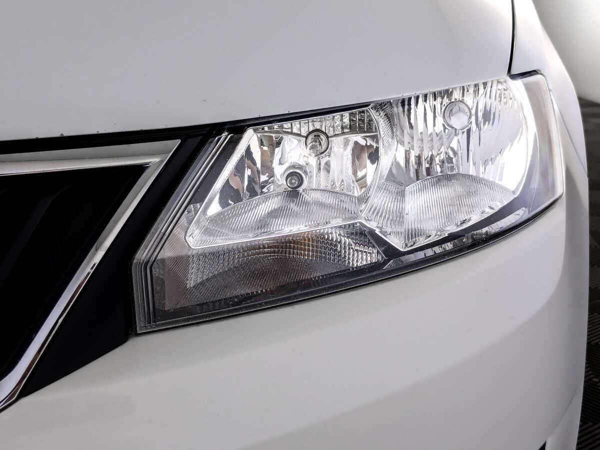 Skoda Rapid 2018 года с пробегом. Фото: #16