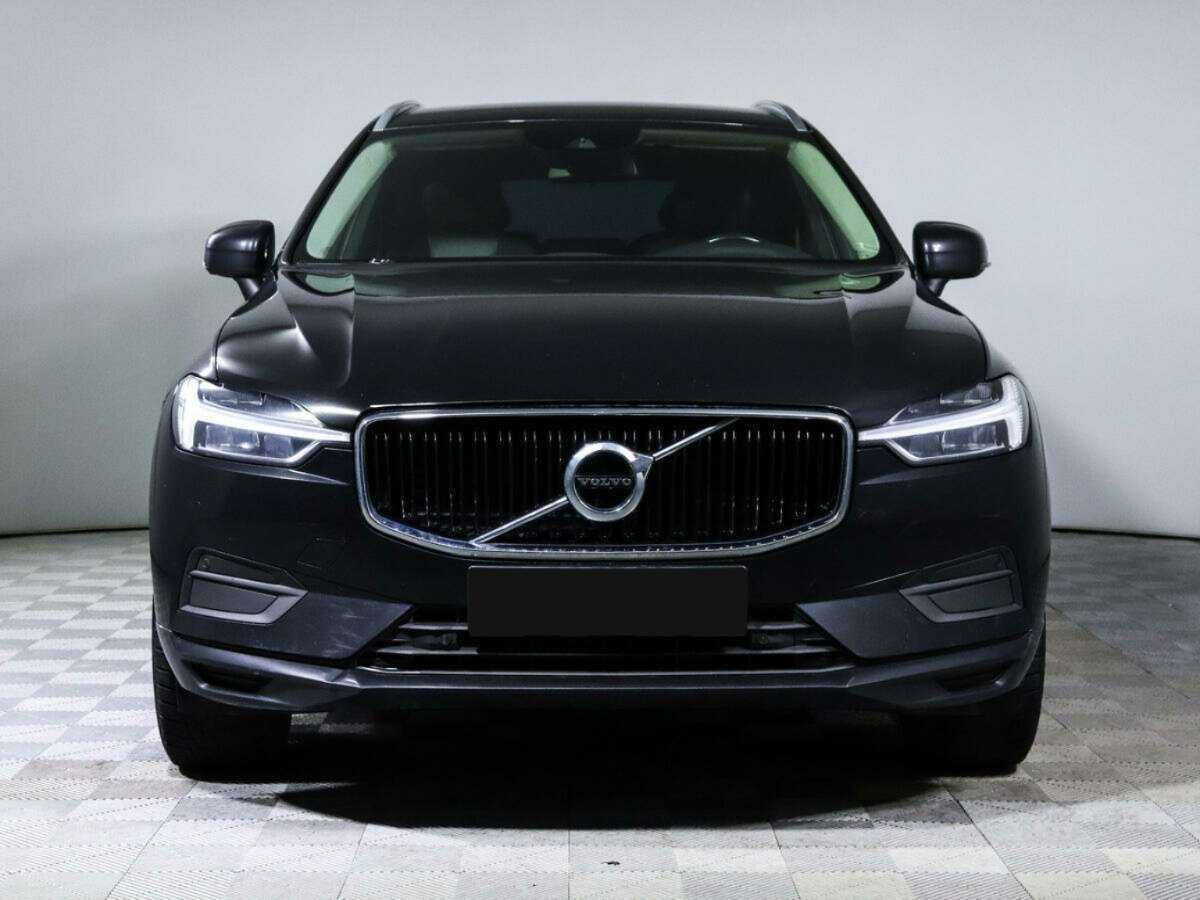 Volvo XC60 2018 года с пробегом. Фото: #1