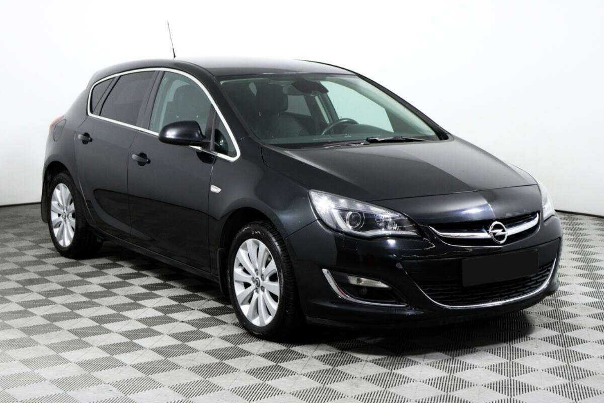 Opel Astra 2014 года с пробегом. Фото: #2