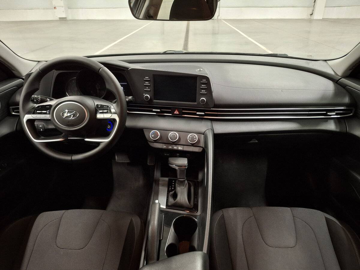 Hyundai Elantra 2020 года с пробегом. Фото: #13