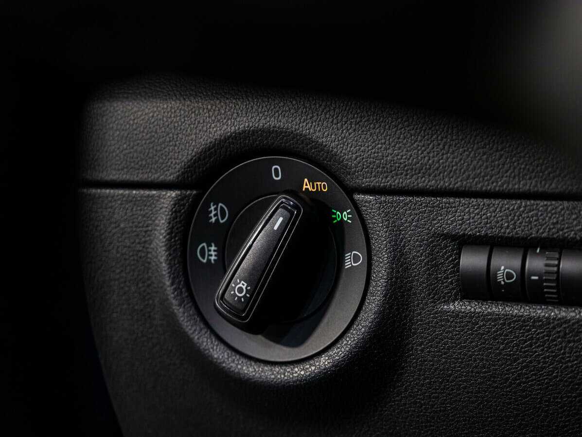 Skoda Octavia 2013 года с пробегом. Фото: #13