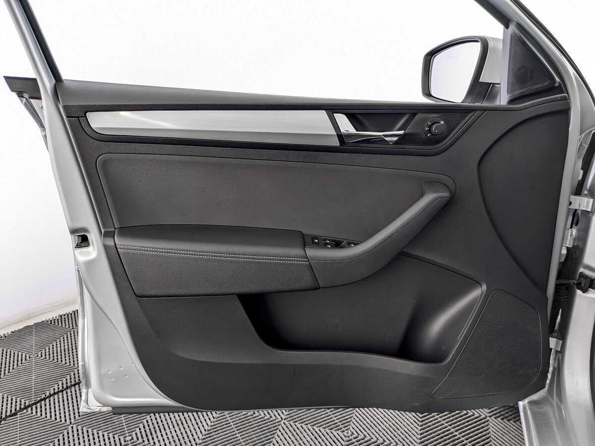 Skoda Rapid 2018 года с пробегом. Фото: #14