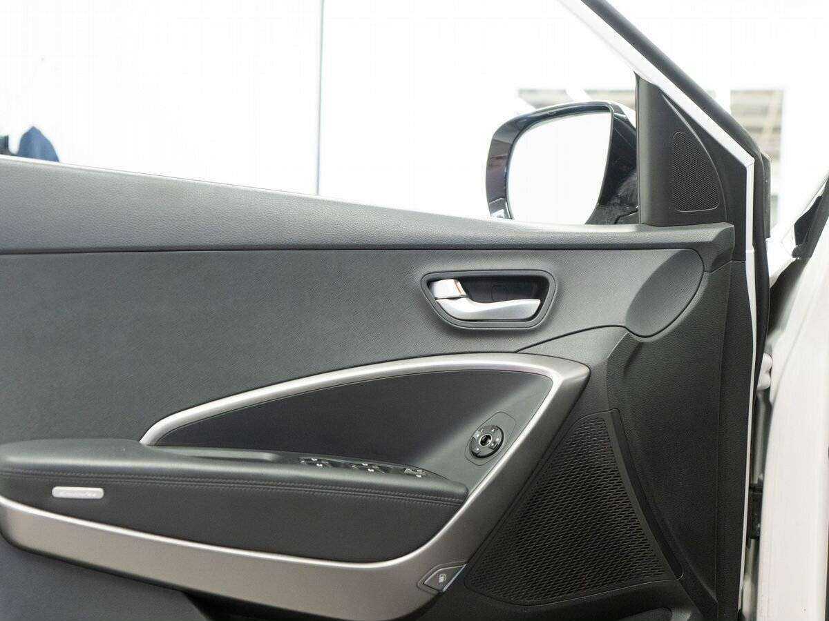 Hyundai Santa Fe 2013 года с пробегом. Фото: #14