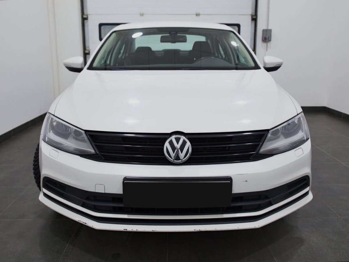 Volkswagen Jetta 2015 года с пробегом. Фото: #1