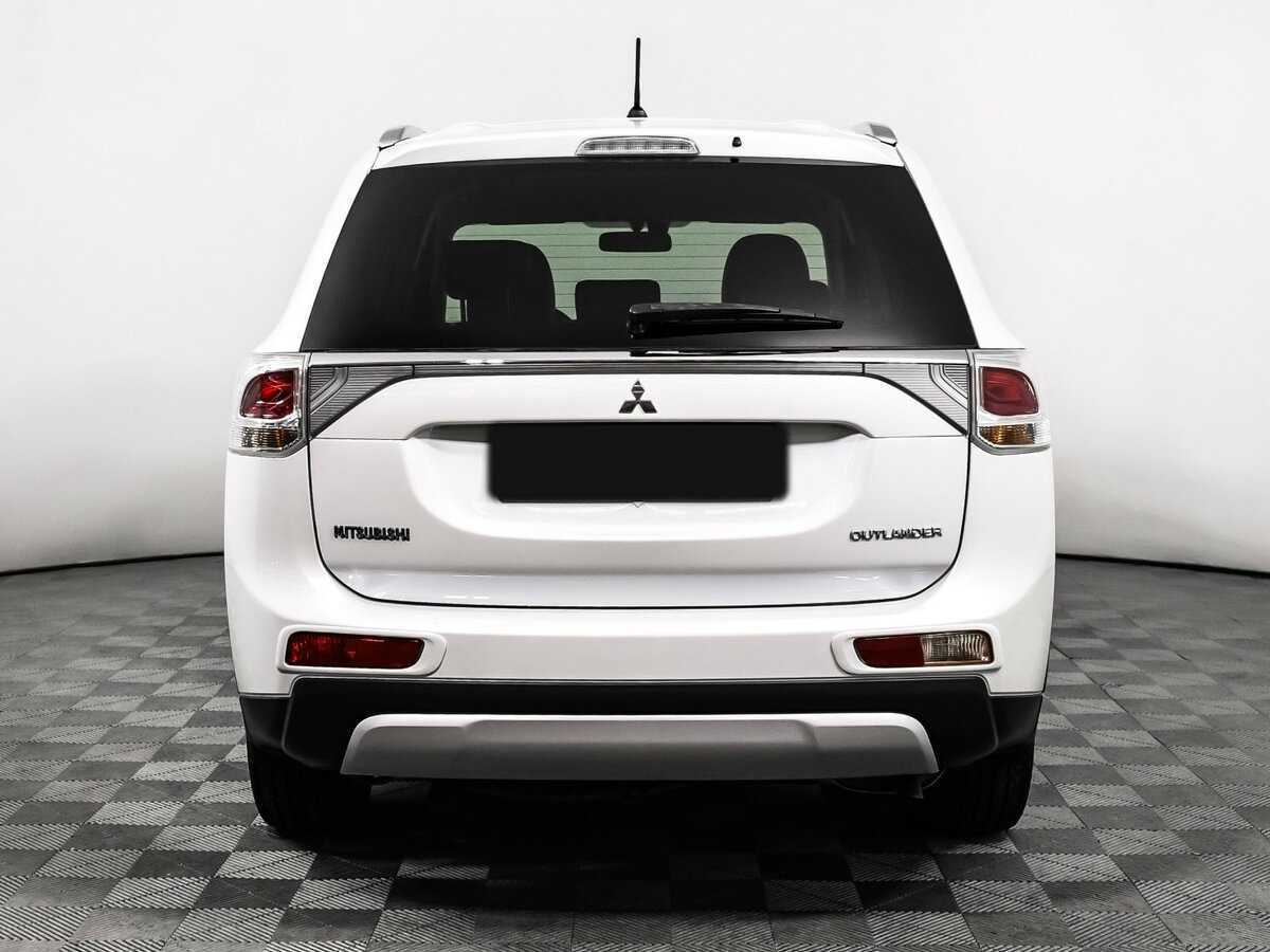 Mitsubishi Outlander 2014 года с пробегом. Фото: #5
