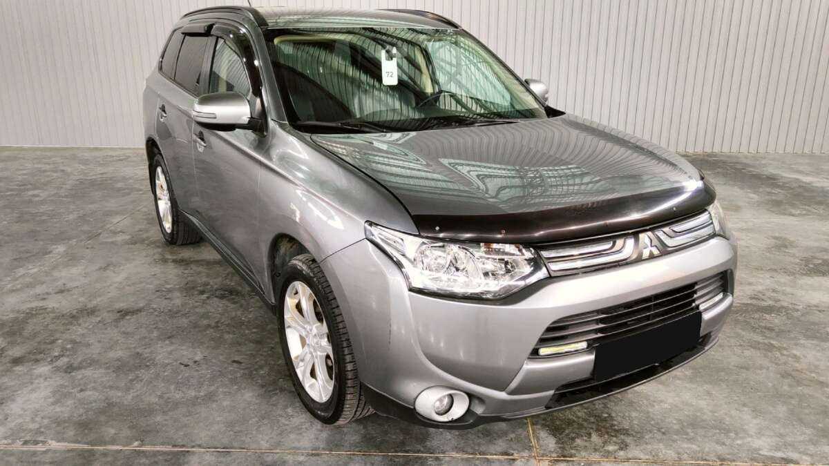 Mitsubishi Outlander 2012 года с пробегом. Фото: #2