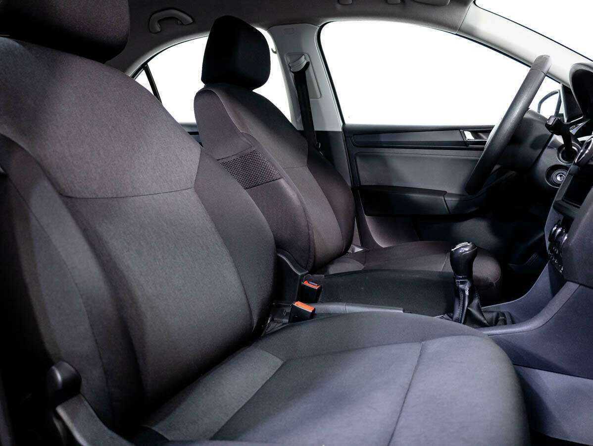 Skoda Rapid 2017 года с пробегом. Фото: #11