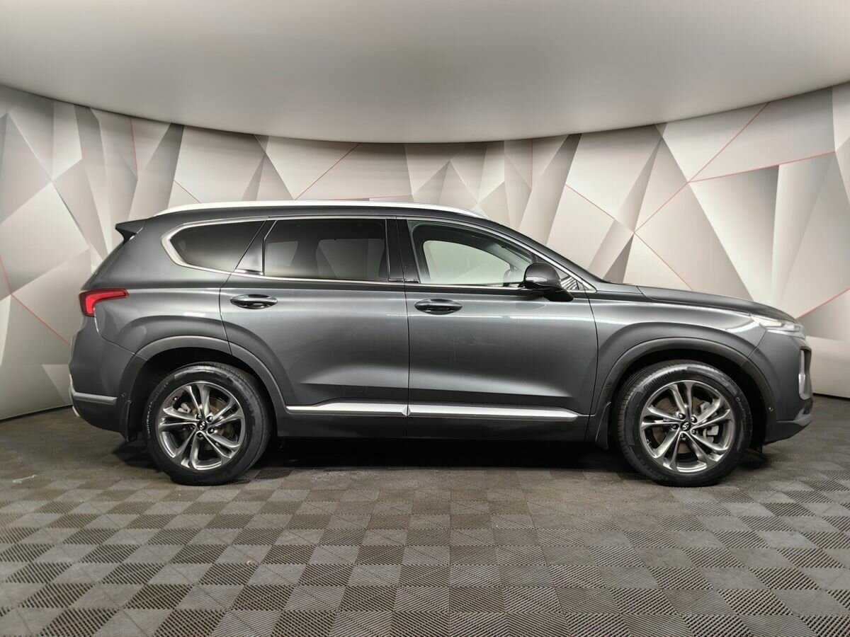 Hyundai Santa Fe 2018 года с пробегом. Фото: #5