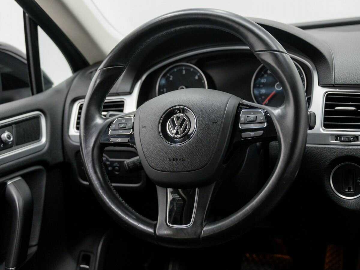 Volkswagen Touareg 2016 года с пробегом. Фото: #10