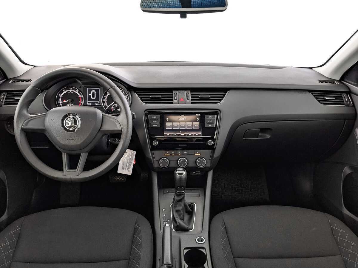 Skoda Octavia 2019 года с пробегом. Фото: #11