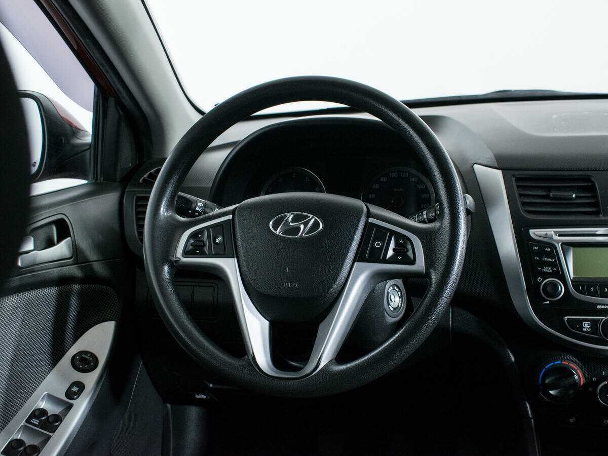 Hyundai Solaris 2012 года с пробегом. Фото: #13