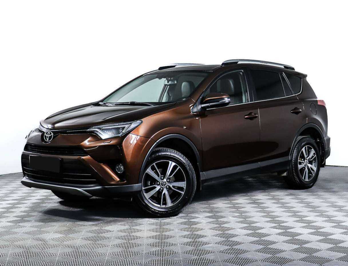 Toyota RAV4 2018 года с пробегом. Фото: #0