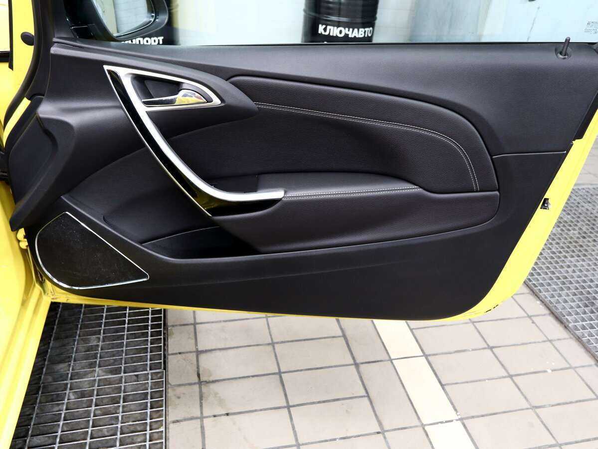 Opel Astra 2014 года с пробегом. Фото: #15