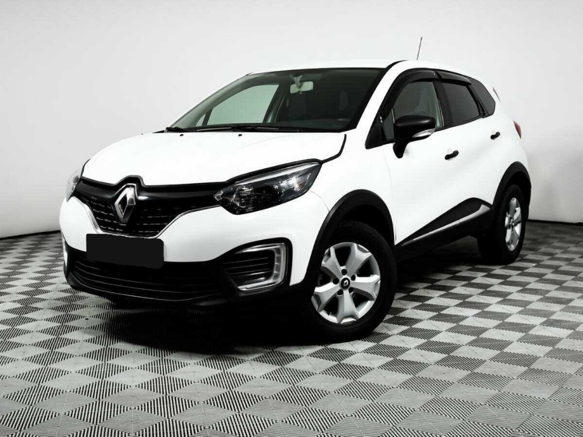 Renault Kaptur 2018 года с пробегом. Посмотреть фото
