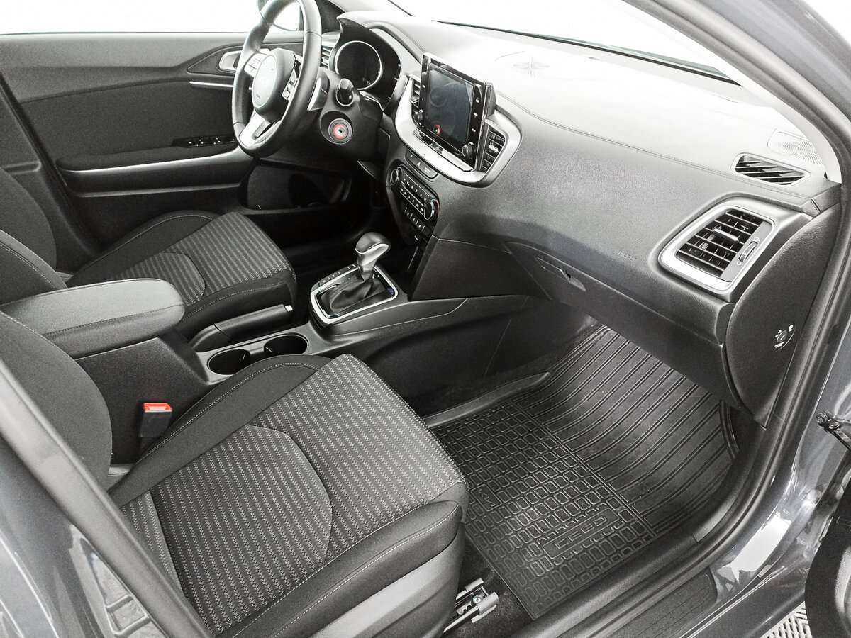 Kia Ceed 2022 года с пробегом. Фото: #8