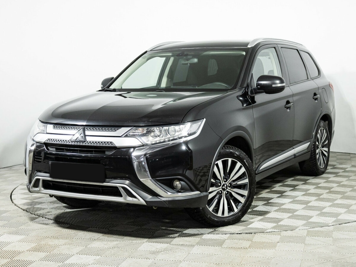 Mitsubishi Outlander 2018 года с пробегом. Фото: #0