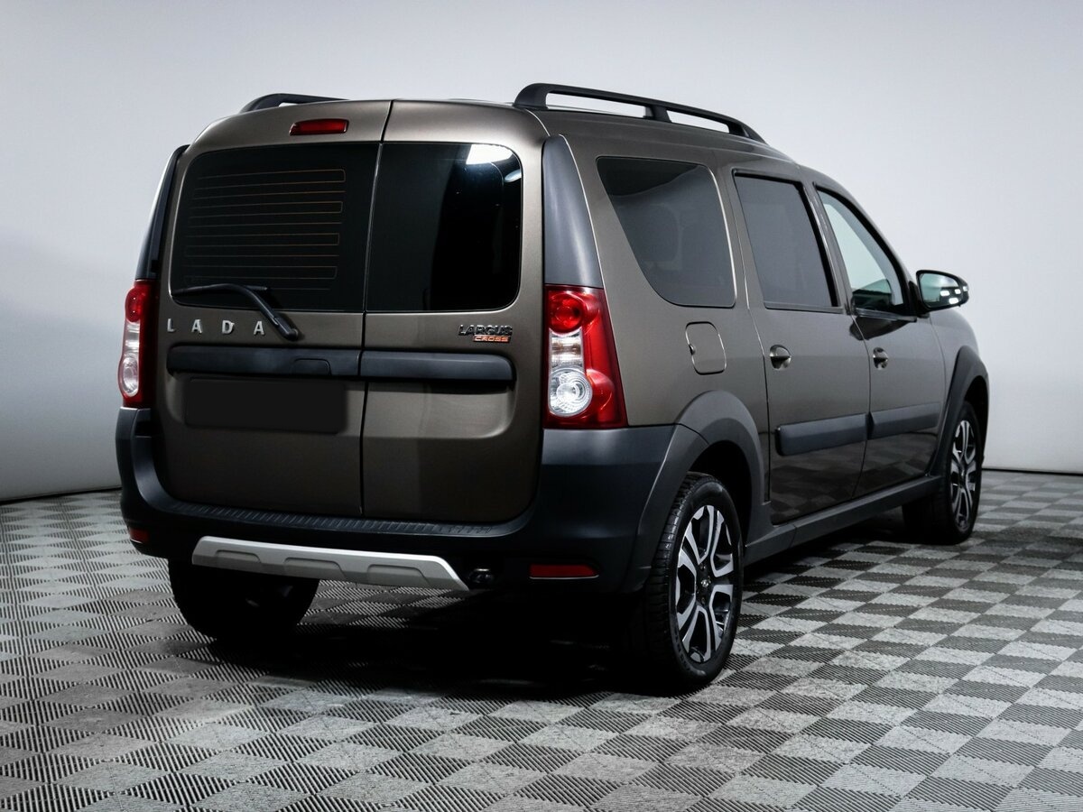 Lada (ВАЗ) Largus 2021 года с пробегом. Фото: #3