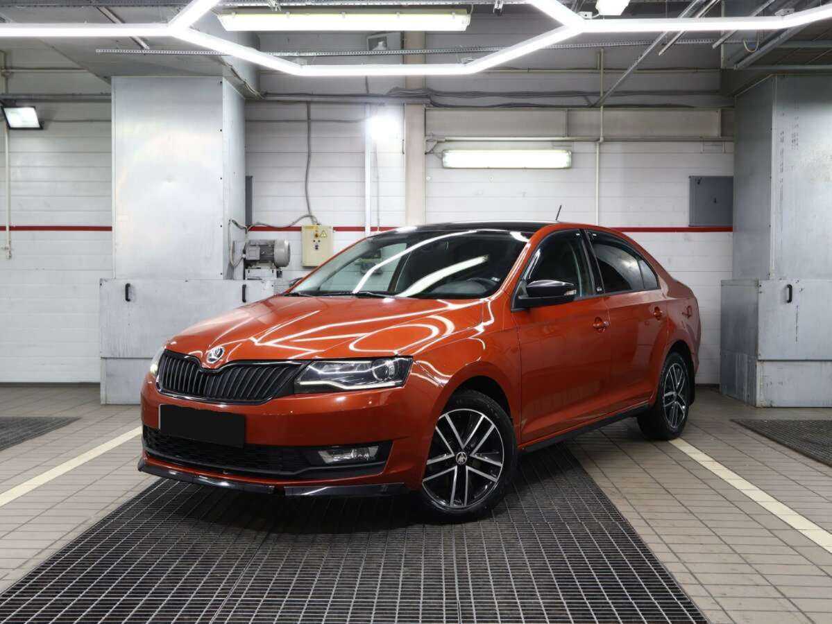 Skoda Rapid 2018 года с пробегом. Посмотреть фото