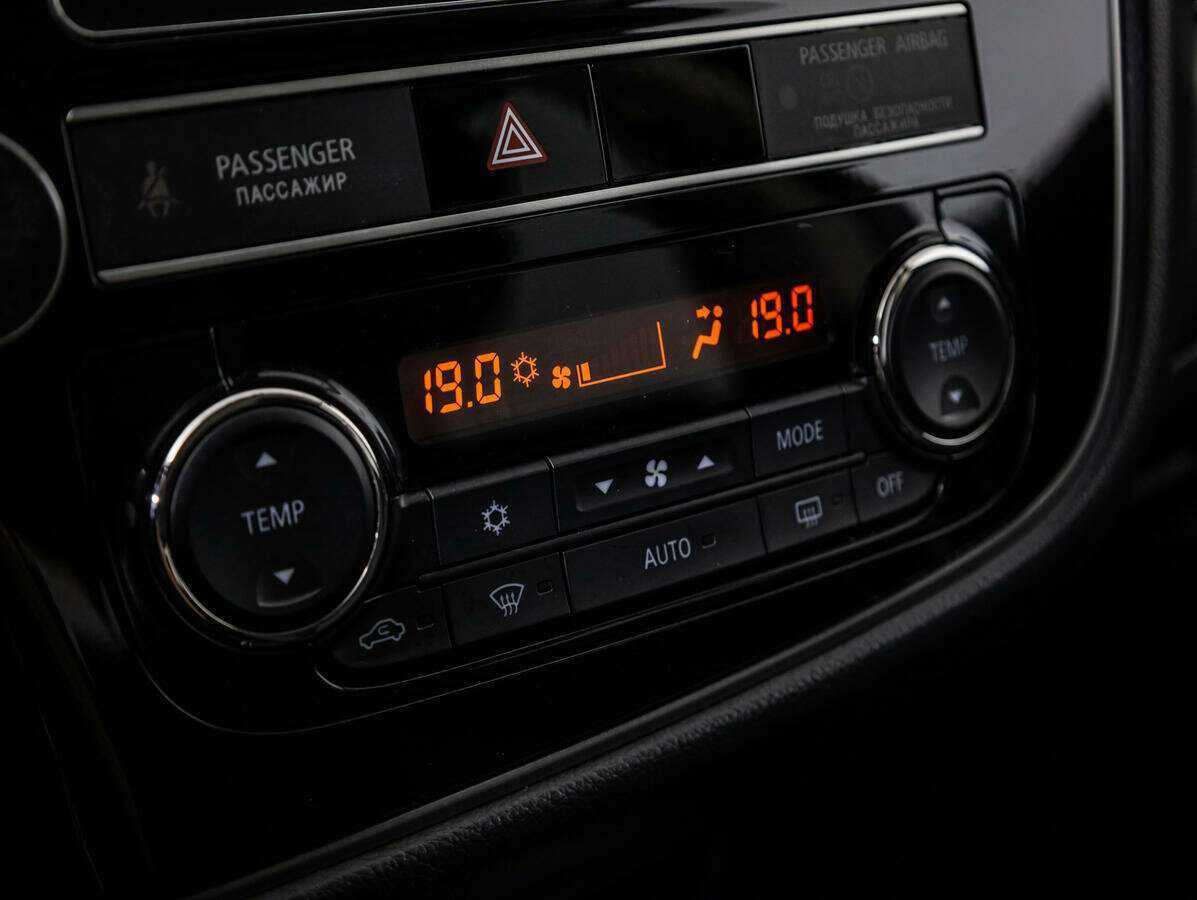 Mitsubishi Outlander 2019 года с пробегом. Фото: #13