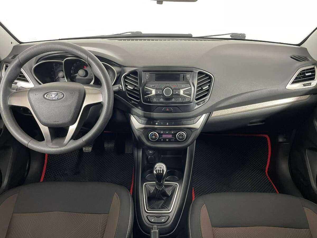 Lada (ВАЗ) Vesta 2017 года с пробегом. Фото: #6