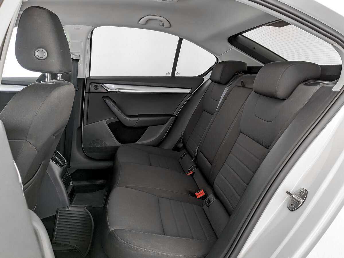 Skoda Octavia 2016 года с пробегом. Фото: #8