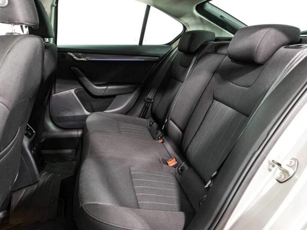 Skoda Octavia 2018 года с пробегом. Фото: #9