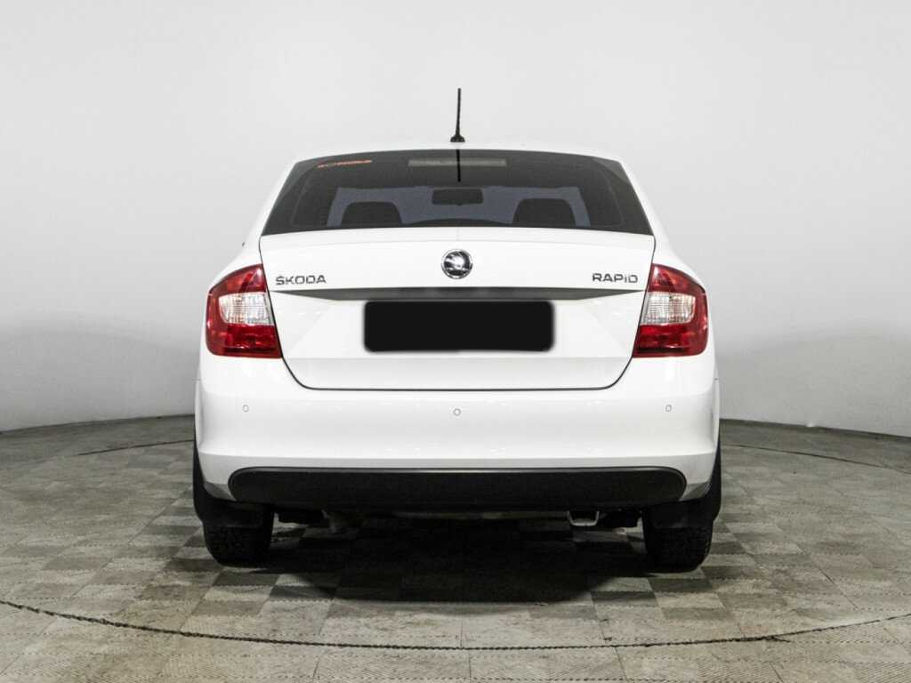 Skoda Rapid 2016 года с пробегом. Фото: #5
