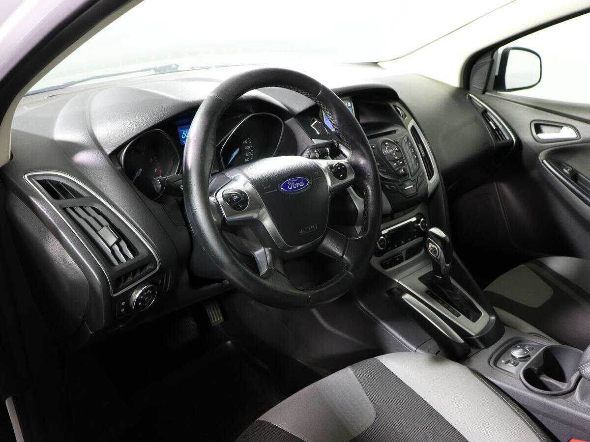 Ford Focus 2013 года с пробегом. Фото: #13