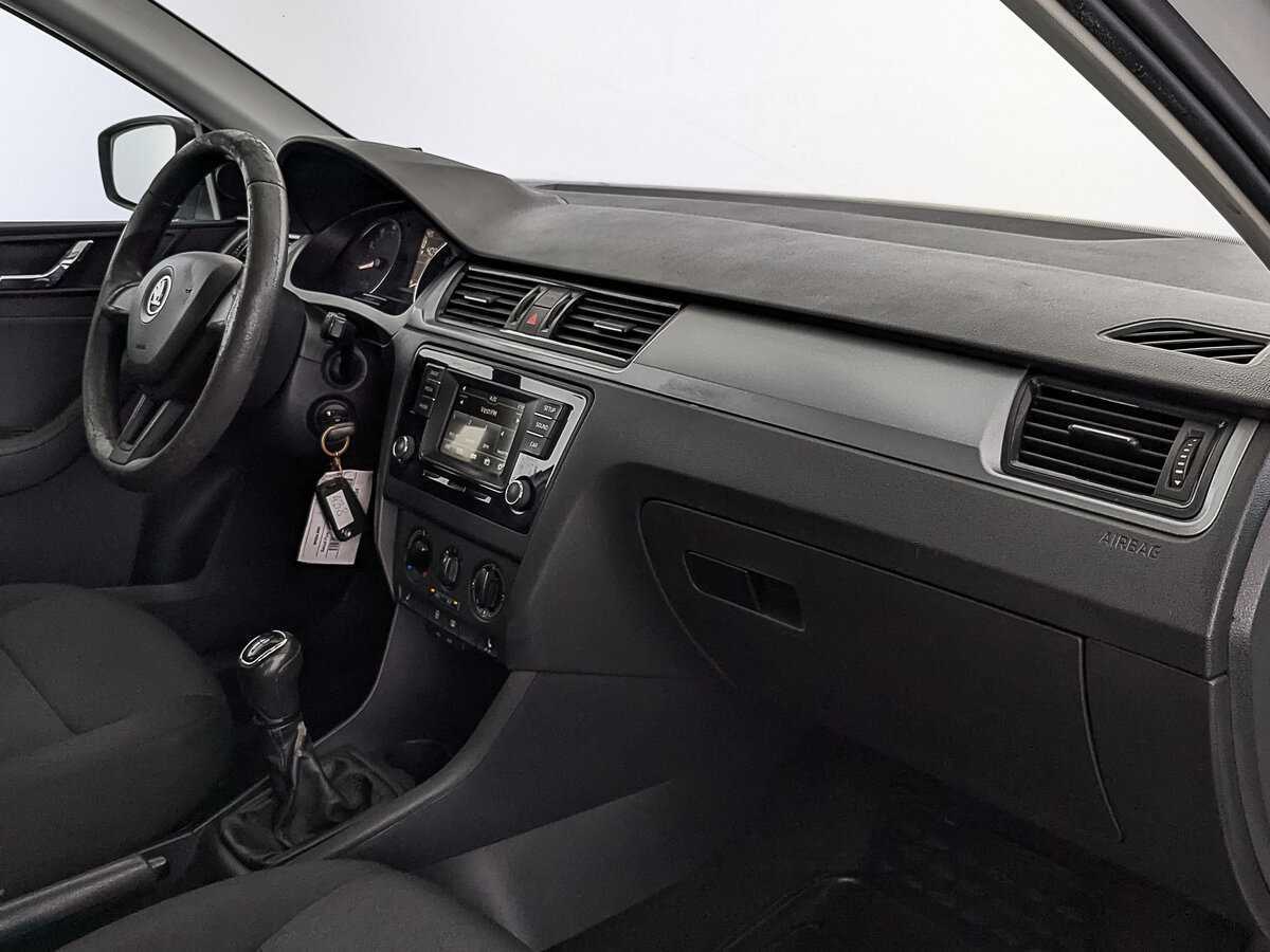 Skoda Rapid 2017 года с пробегом. Фото: #12