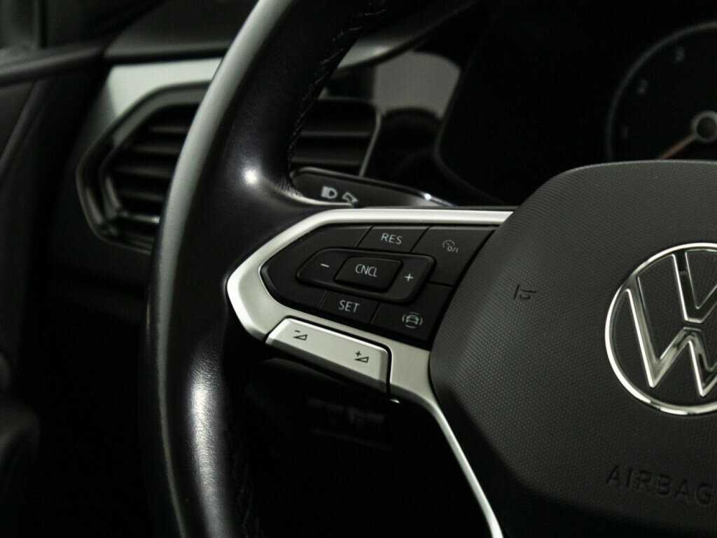 Volkswagen Polo 2021 года с пробегом. Фото: #17