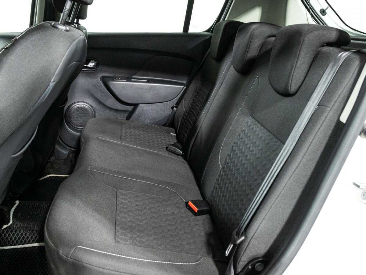 Renault Sandero 2017 года с пробегом. Фото: #9