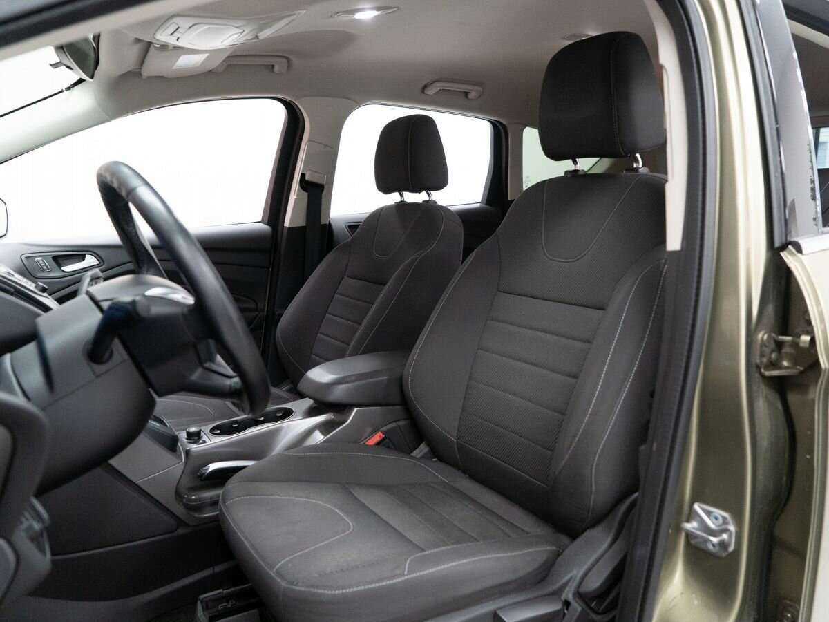 Ford Kuga 2014 года с пробегом. Фото: #5