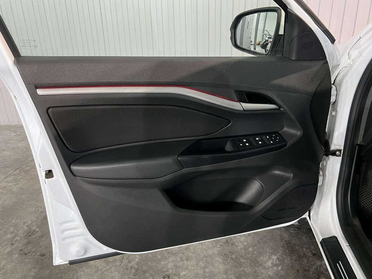 Lada (ВАЗ) Vesta 2020 года с пробегом. Фото: #8