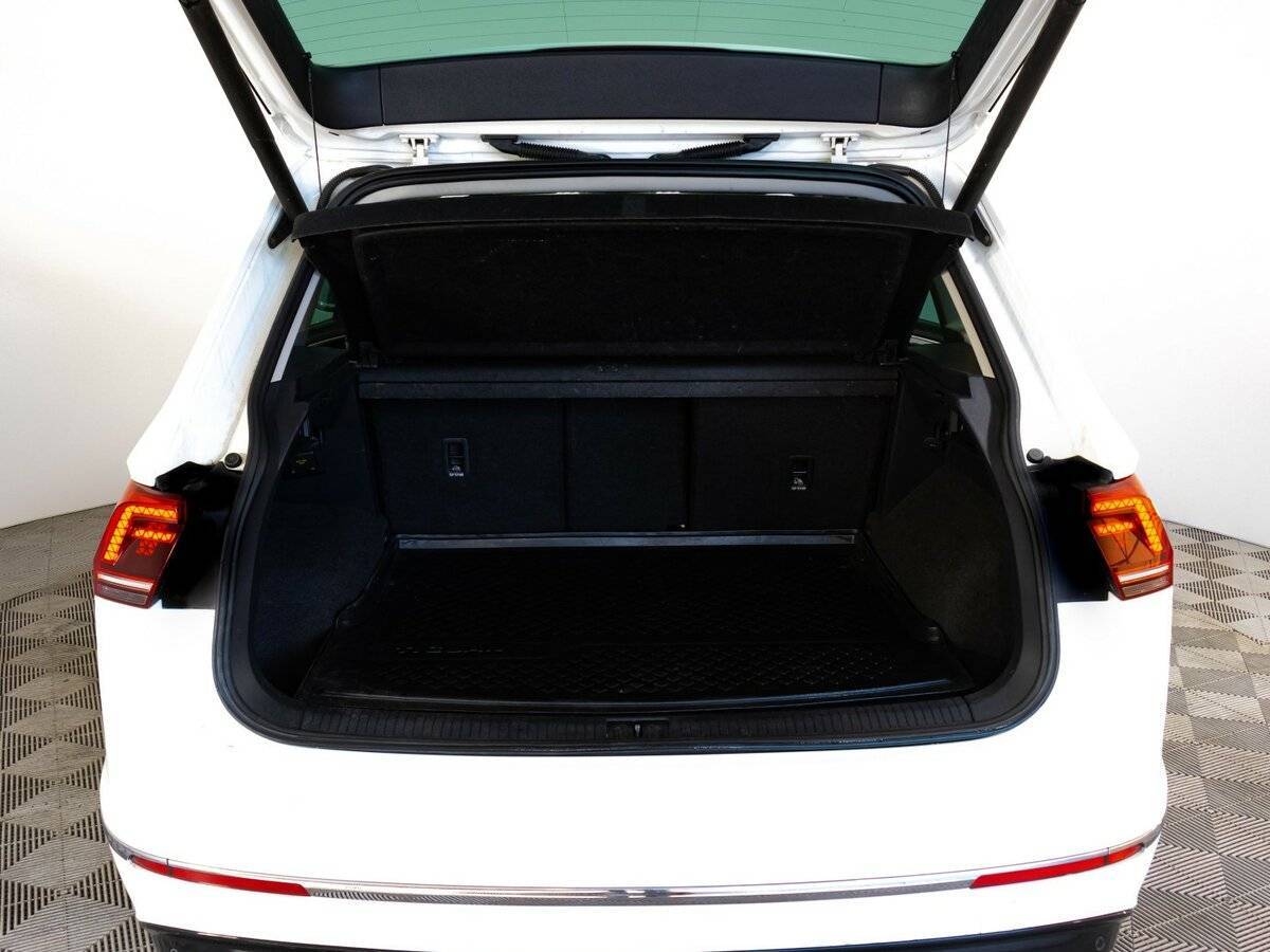 Volkswagen Tiguan 2017 года с пробегом. Фото: #24