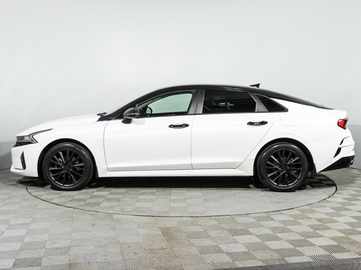 Kia K5 2021 года с пробегом. Фото: #7