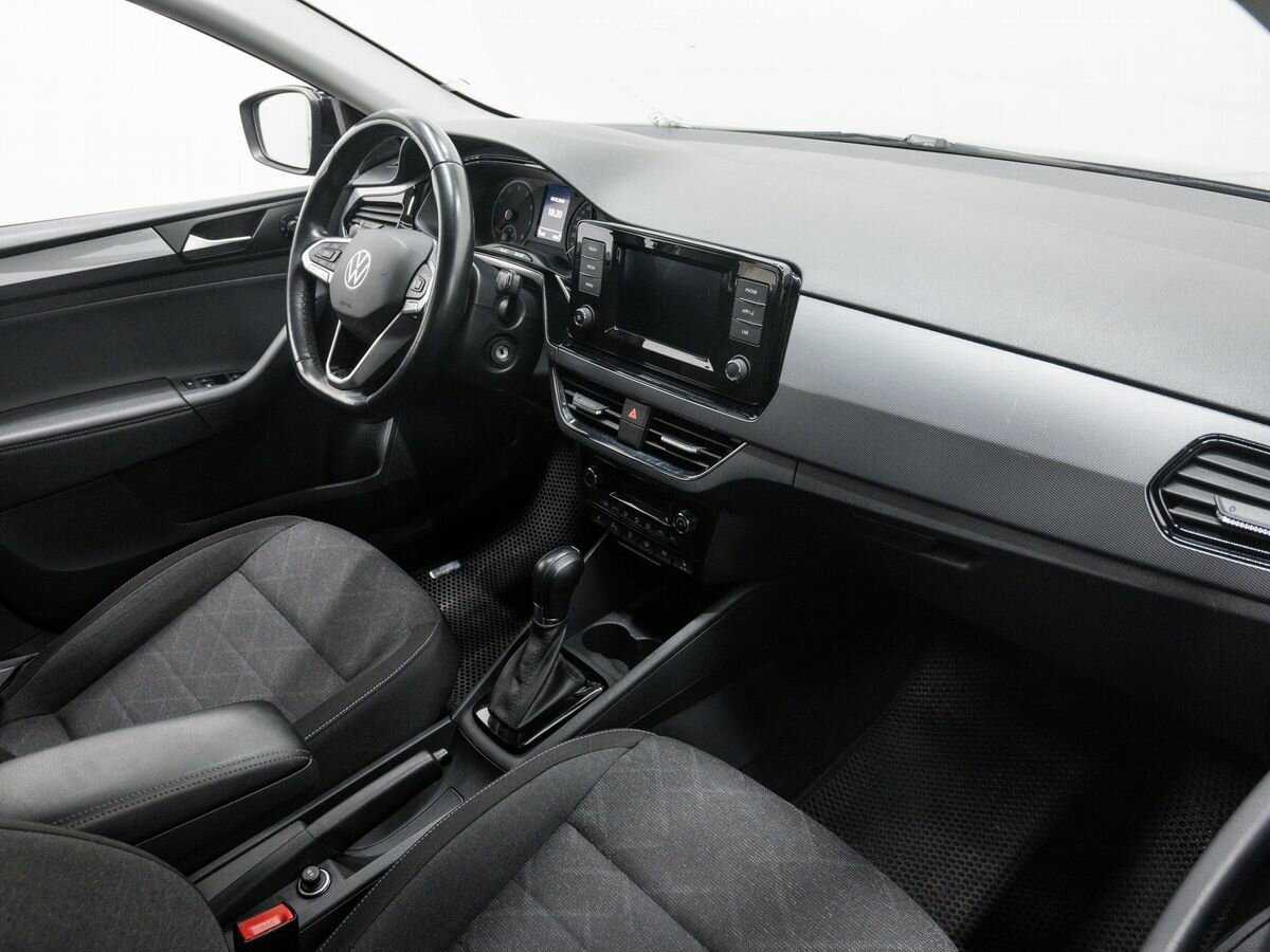 Volkswagen Polo 2021 года с пробегом. Фото: #7