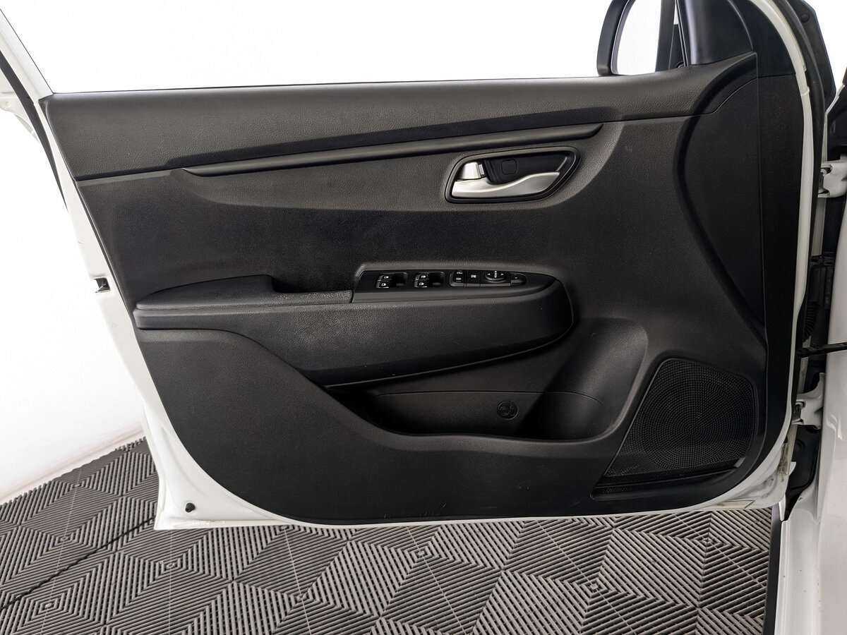 Kia Rio 2019 года с пробегом. Фото: #18