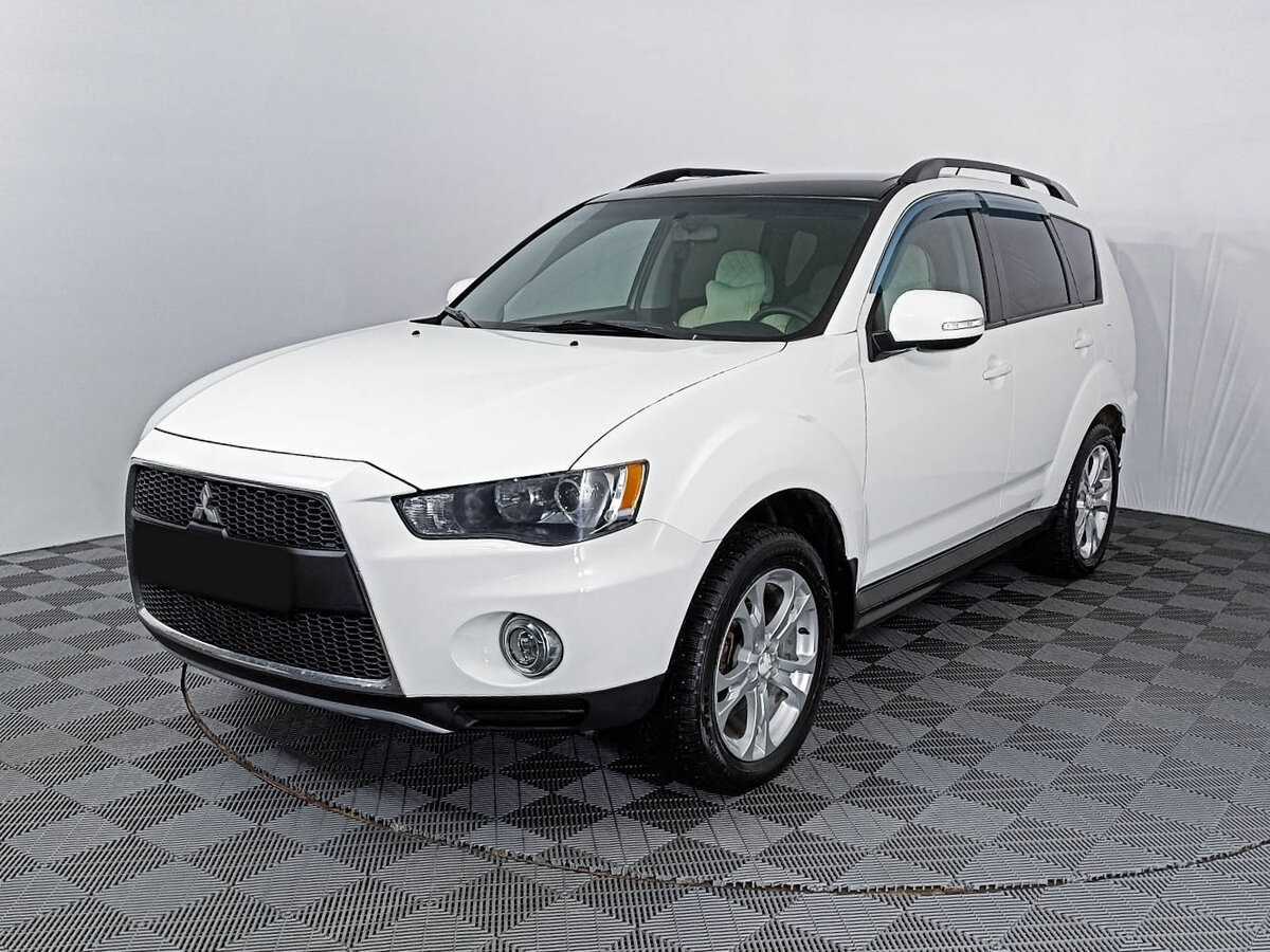 Mitsubishi Outlander 2012 года с пробегом. Фото: #0