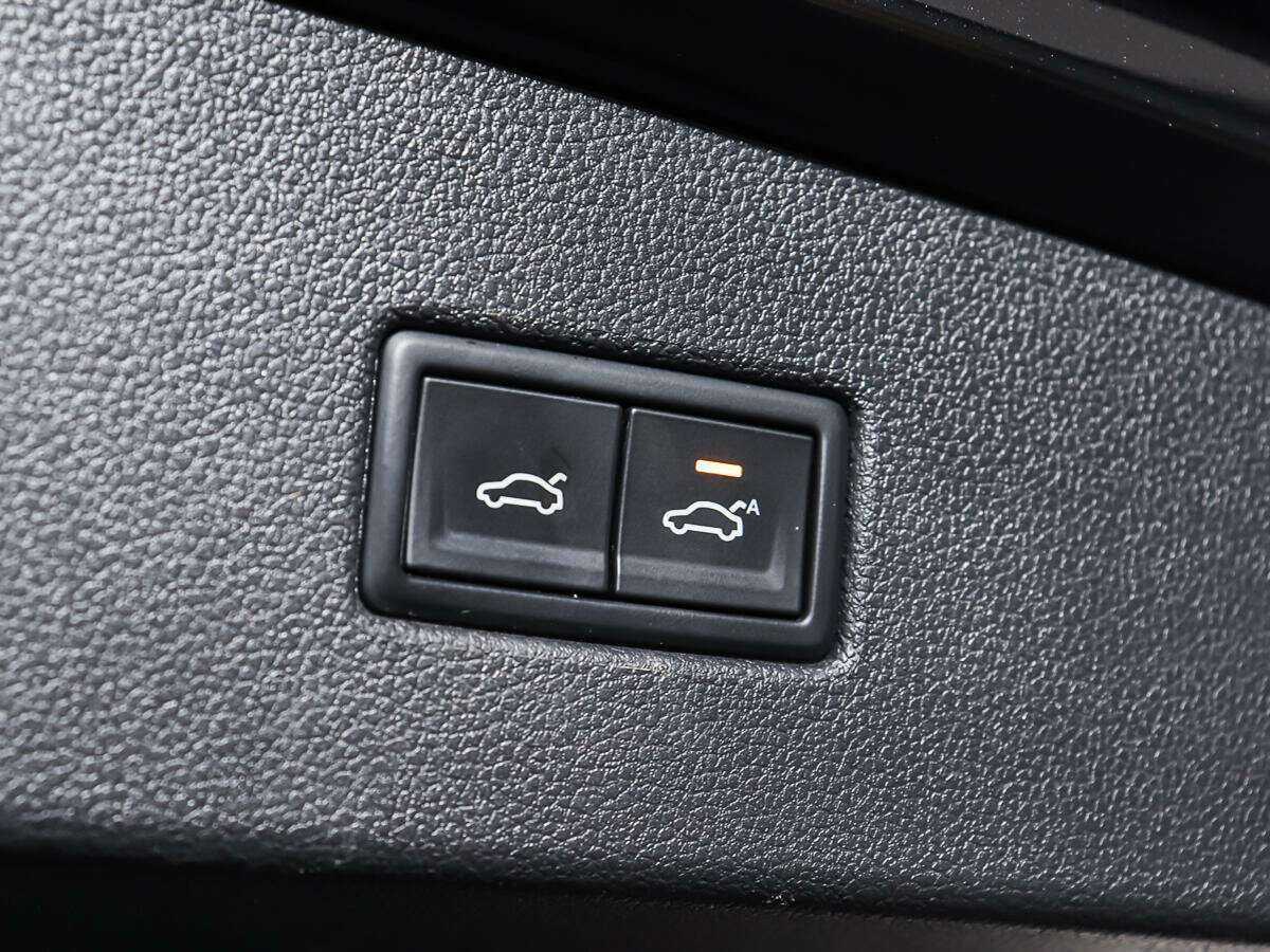 Volkswagen Tiguan 2018 года с пробегом. Фото: #15