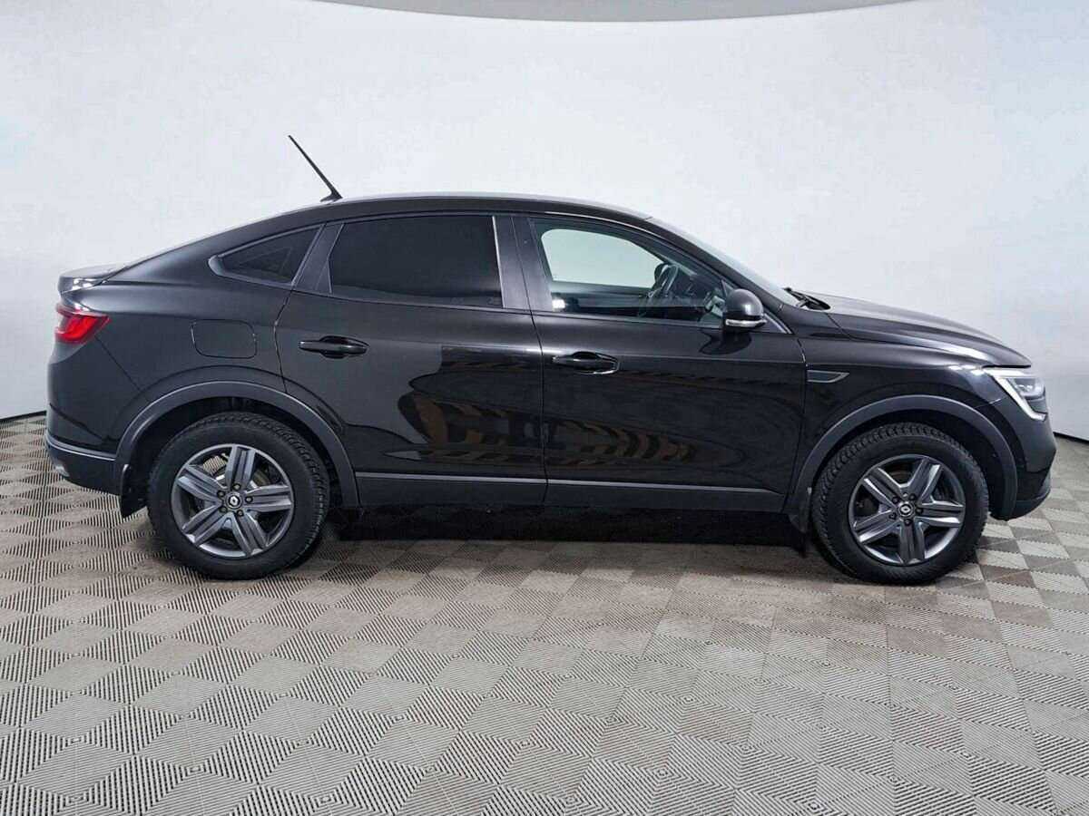 Renault Arkana 2021 года с пробегом. Фото: #3