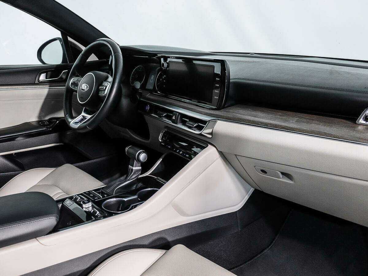 Kia K5 2020 года с пробегом. Фото: #13