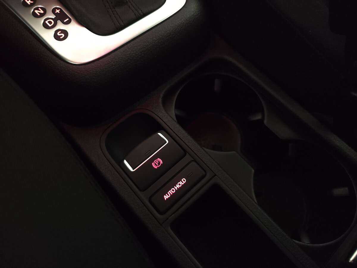 Volkswagen Tiguan 2012 года с пробегом. Фото: #11