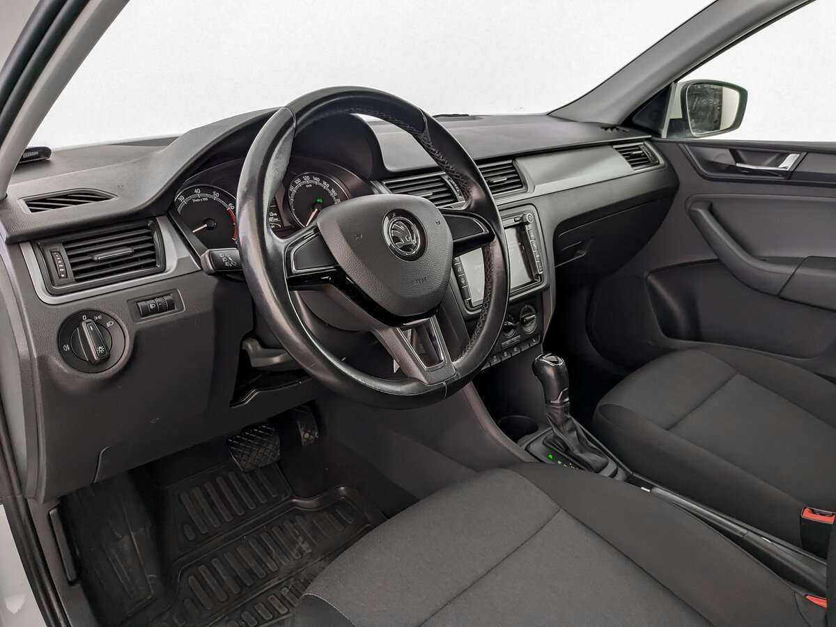 Skoda Rapid 2018 года с пробегом. Фото: #13