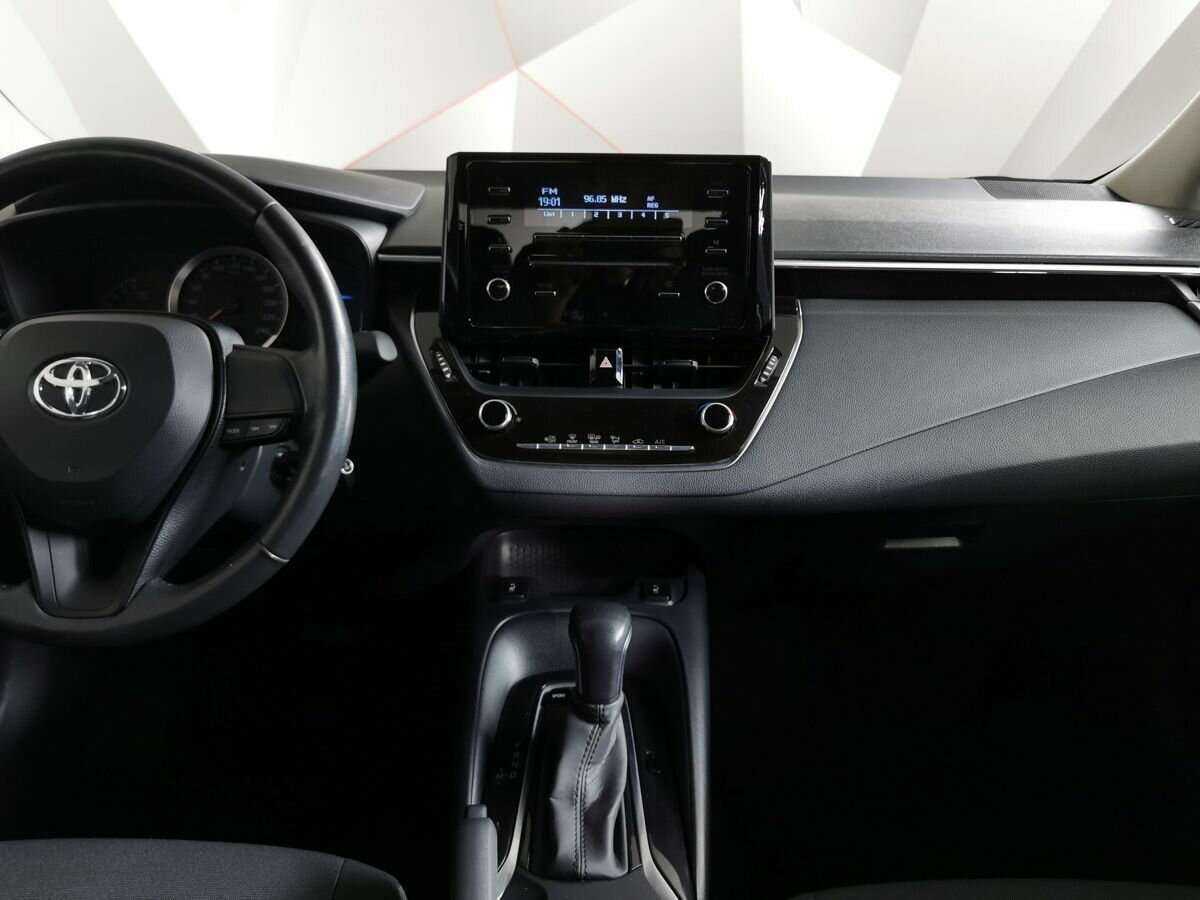 Toyota Corolla 2019 года с пробегом. Фото: #10