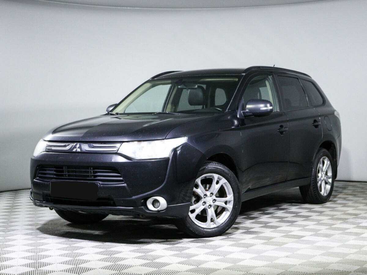 Mitsubishi Outlander 2012 года с пробегом. Посмотреть фото