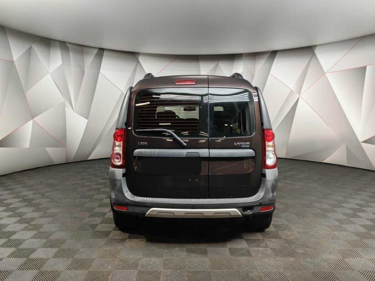 Lada (ВАЗ) Largus 2015 года с пробегом. Фото: #7