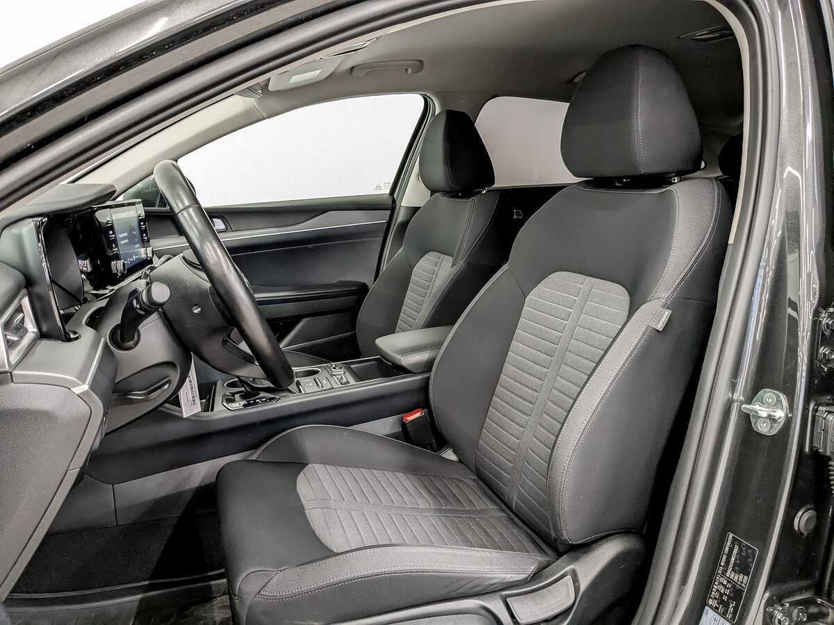 Kia K5 2021 года с пробегом. Фото: #19