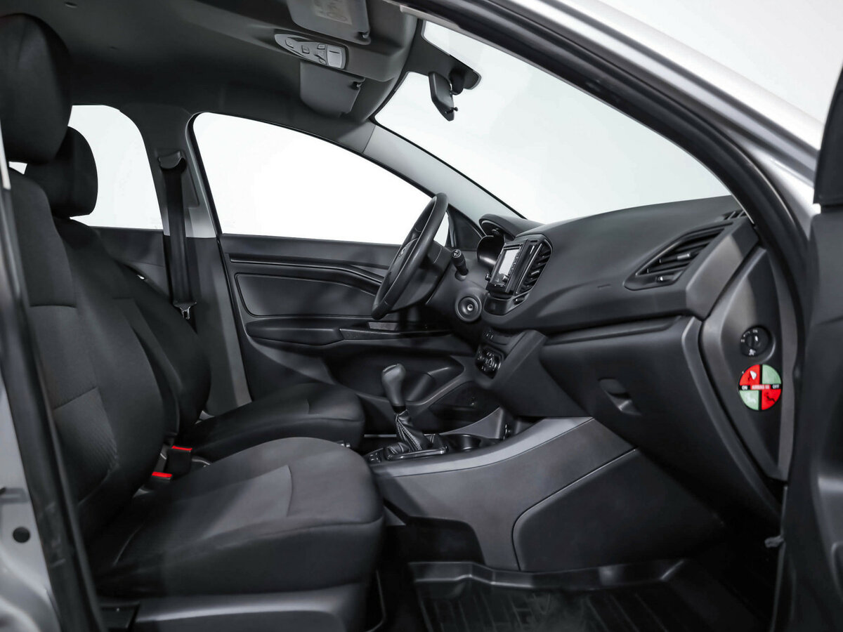 Lada (ВАЗ) Vesta 2018 года с пробегом. Фото: #17