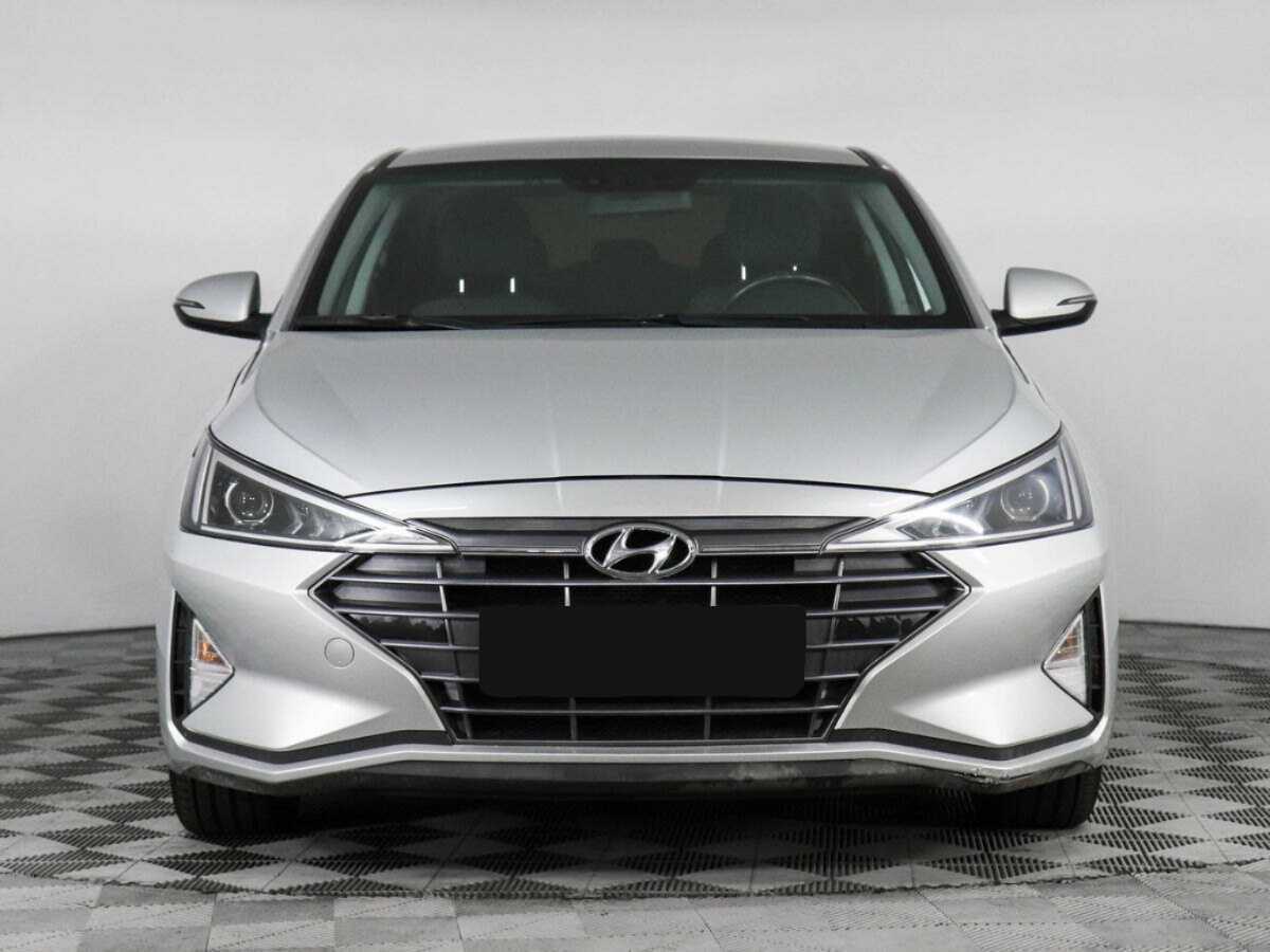 Hyundai Elantra 2019 года с пробегом. Фото: #1