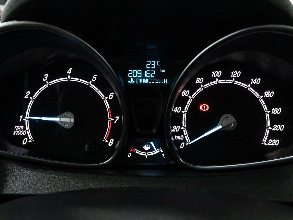 Ford Fiesta 2015 года с пробегом. Фото: #11